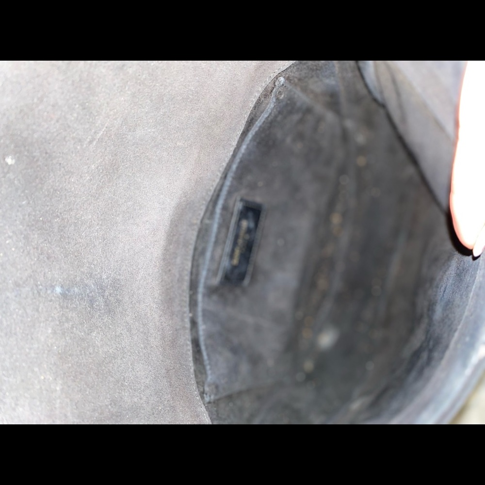 Saint Laurent Y Studs Besace Crossbody Bag - Picture 8 of 9